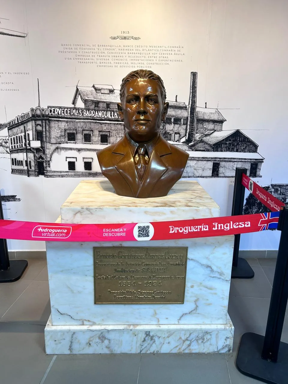 Busto de Ernesto Cortissoz en el aeropuerto Ernesto Cortissoz de Barranquilla