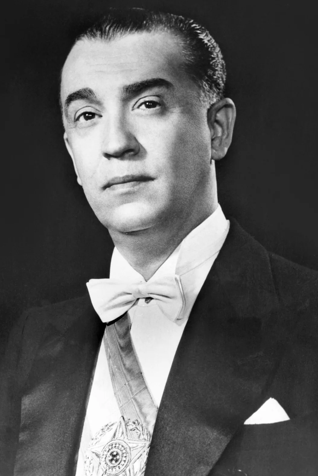 Official photograph of Juscelino Kubitschek , president of Brazil between 1956 and 1961.