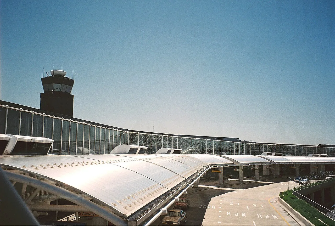 Main terminal, Baltimore-Washington International Airport , Linthicum, Maryland , U.S.A. - The terminal includes the headquarters of the Maryland Aviation Administration
