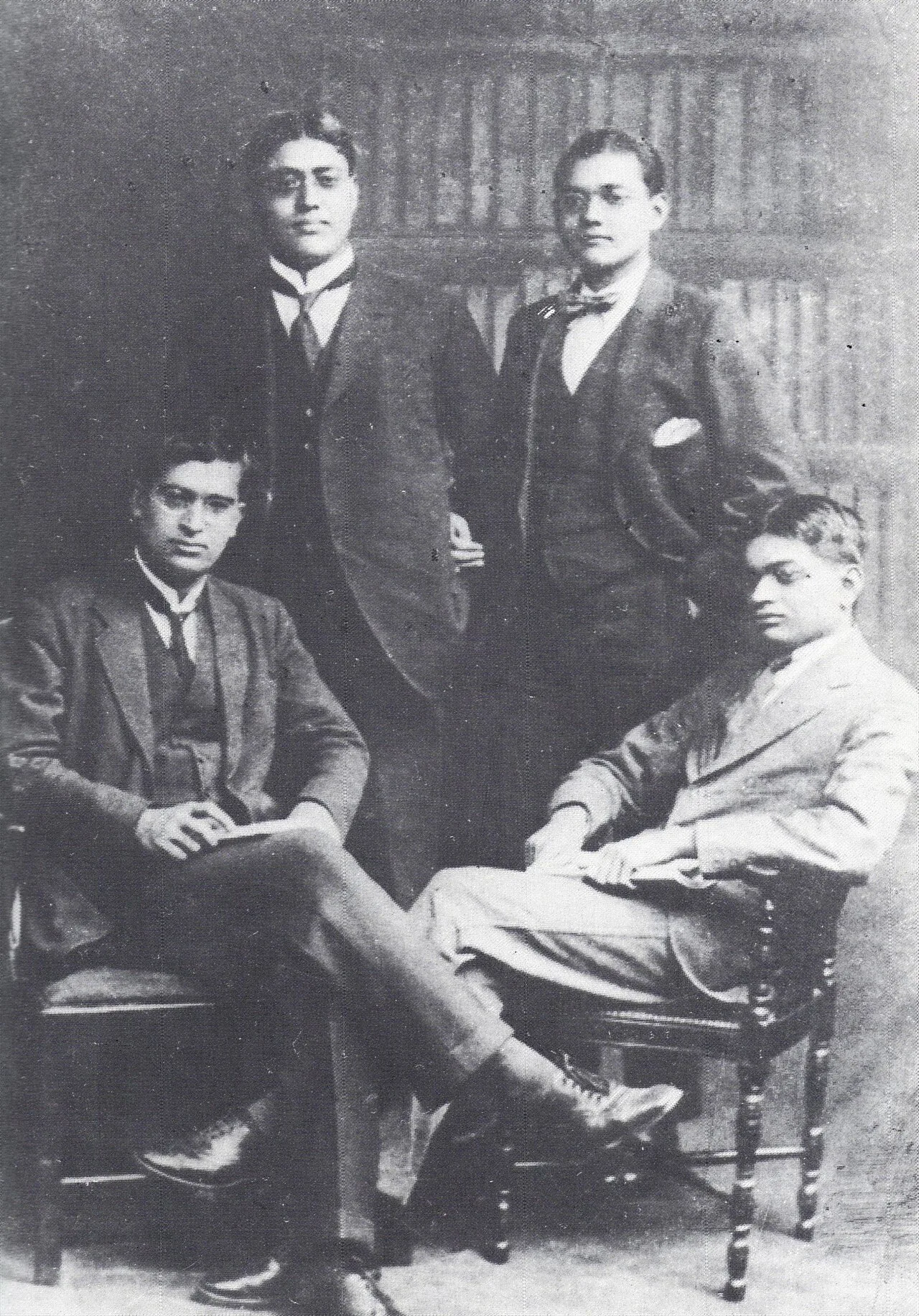 Subhas Chandra Bose , standing (right) with friends in England