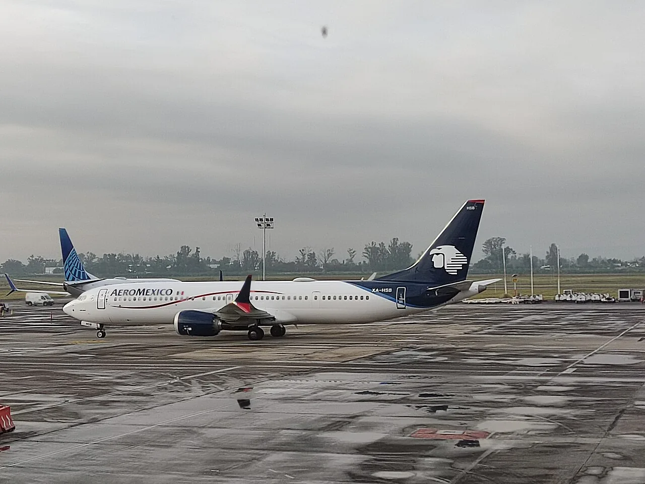 AeroMexico B737-9 MAX XA-HSB at GDL