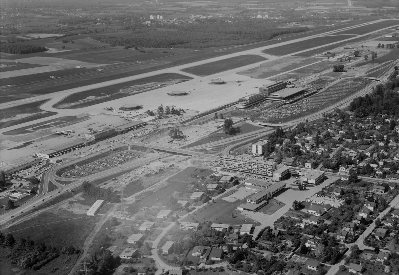 ETH BIB Flughafen Genf LBS H1 027474