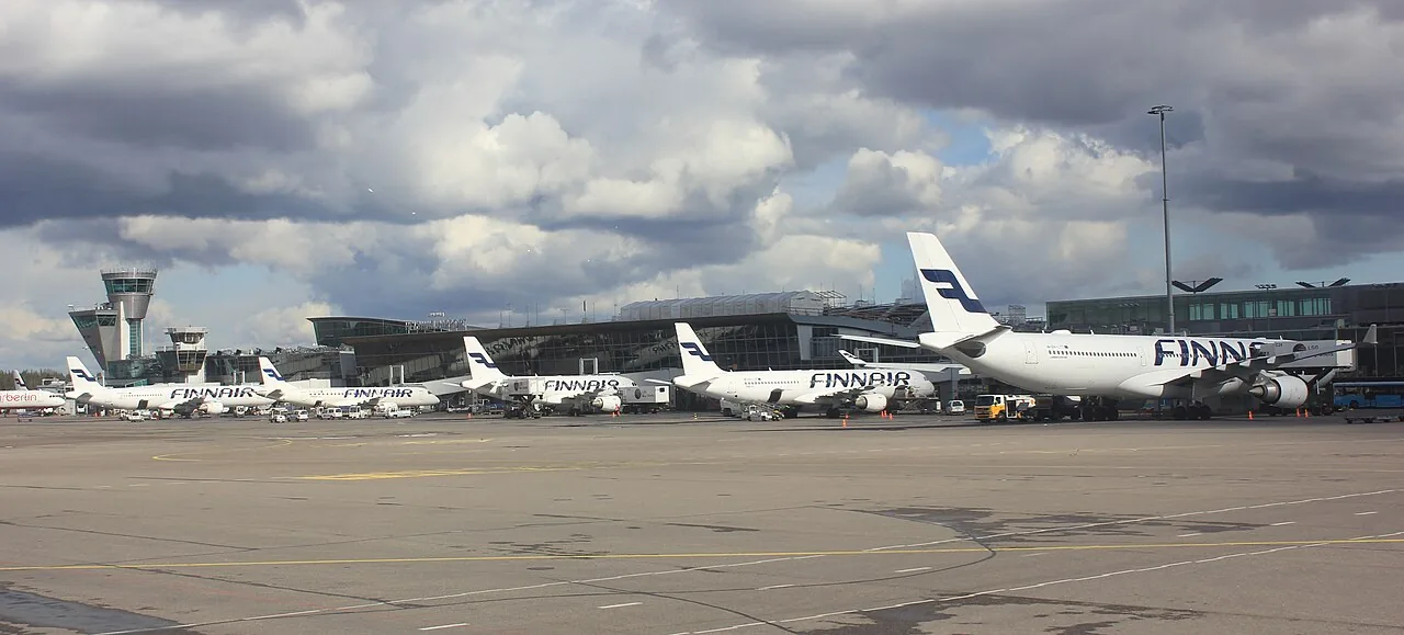 Finnair aircraft at Helsinki-Vantaa Airport (HEL/EFHK)