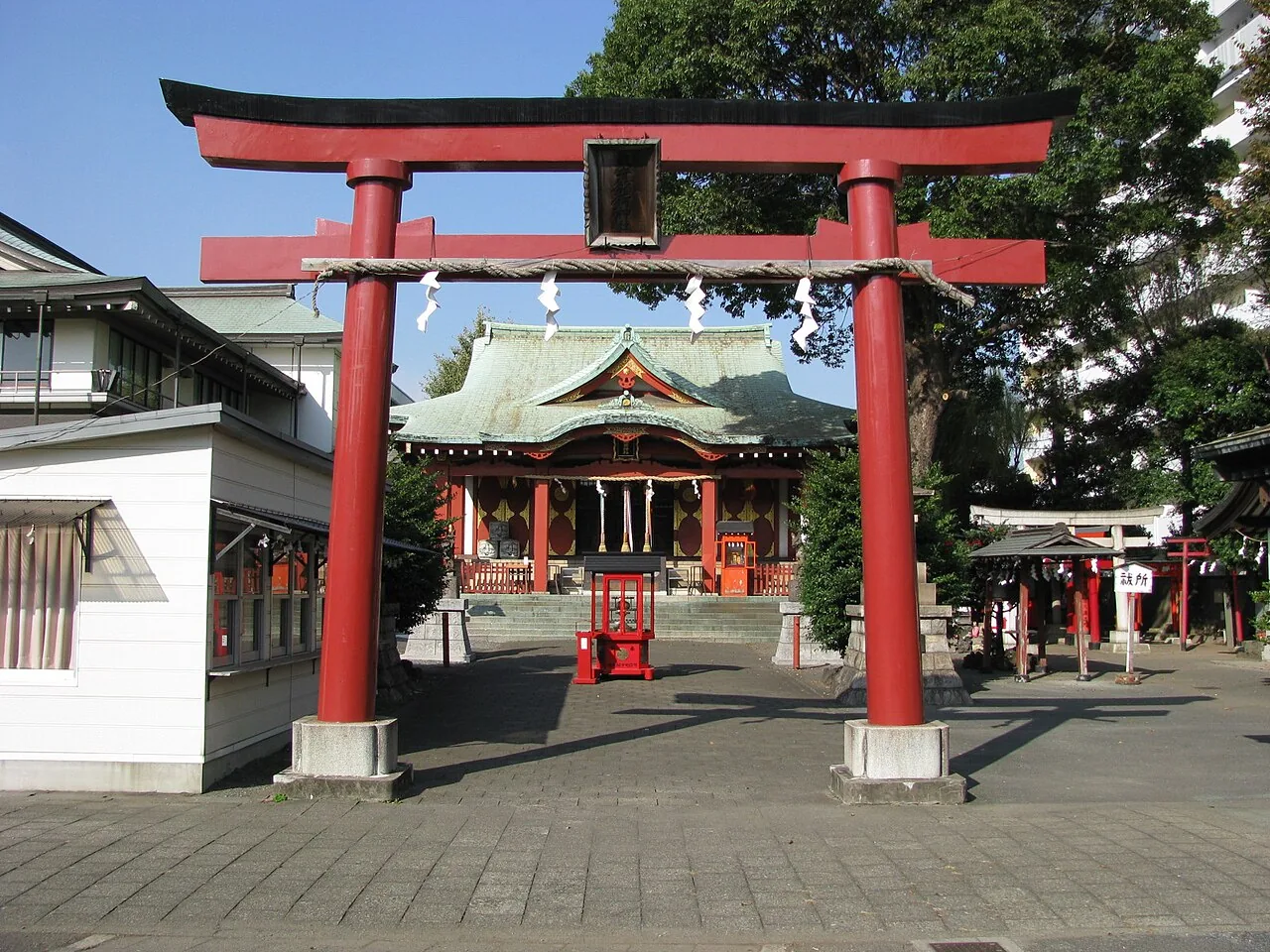 Anamori Inari Jinja (Anamori Inari Shrine) is located in Ota , Tokyo , Japan .