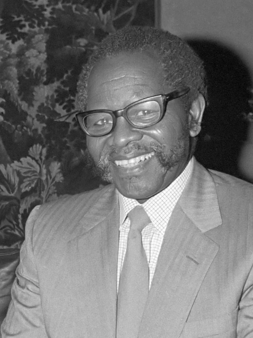 Premier Van Agt (CDA) heeft Oliver Tambo, voorzitter van het African National Congress, ontvangen in het Catshuis 19 oktober 1981