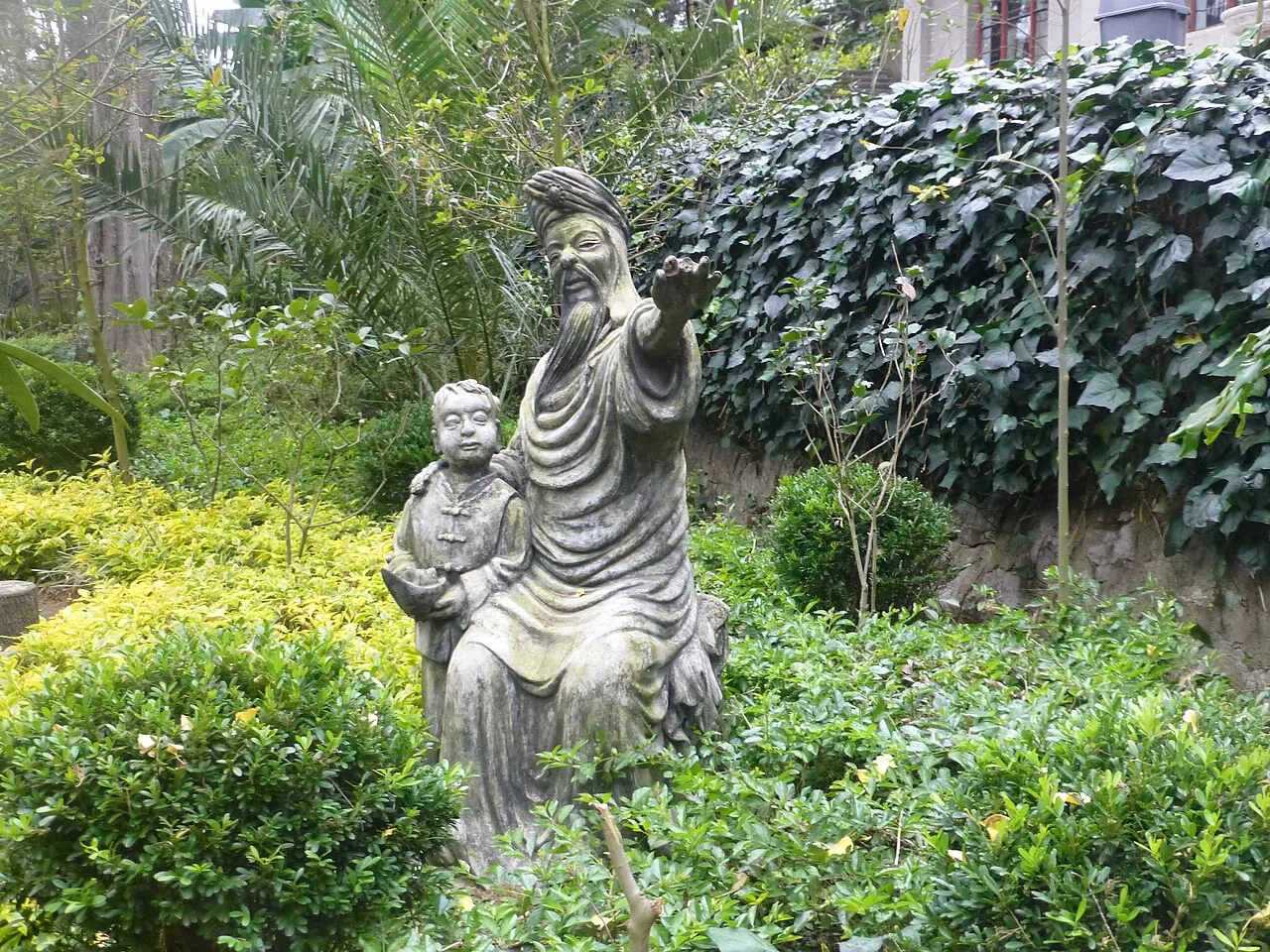 Zheng He Park on the Moon Mountain (Yue Shan) in Kunyang