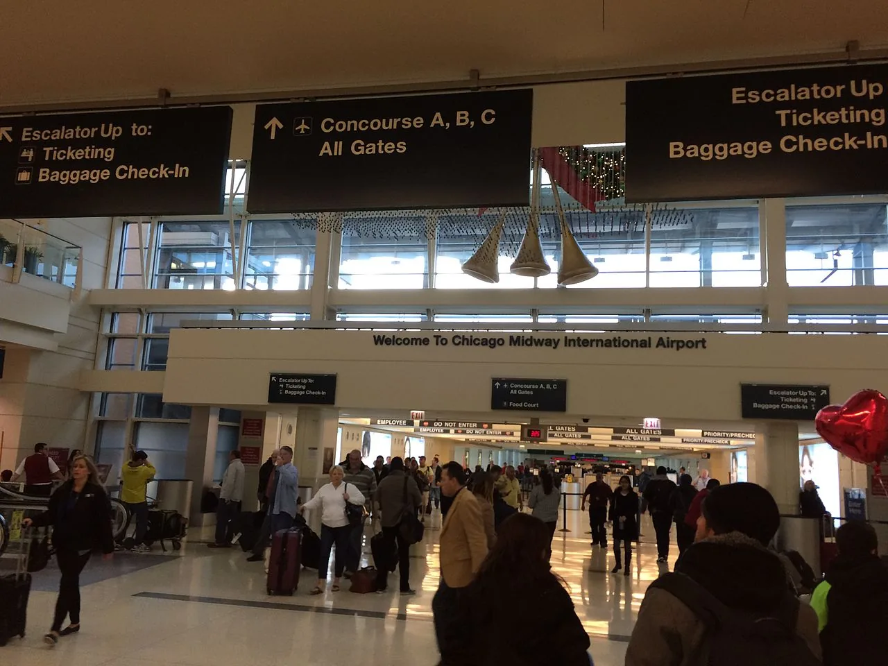 Pasillo principal del Aeropuerto de Chicago-Midway.