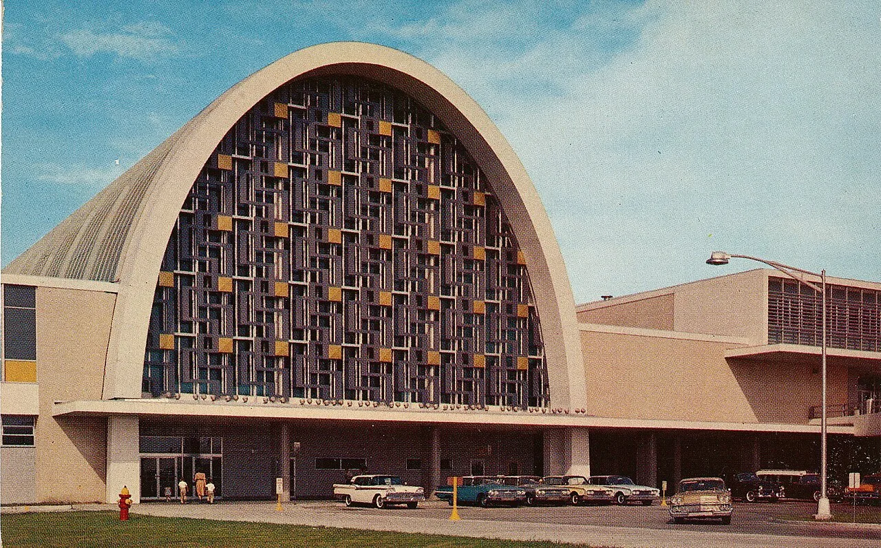 Postcard view, main entrance of New Orleans International Ariport Passenger Terminal Building, New Orleans .