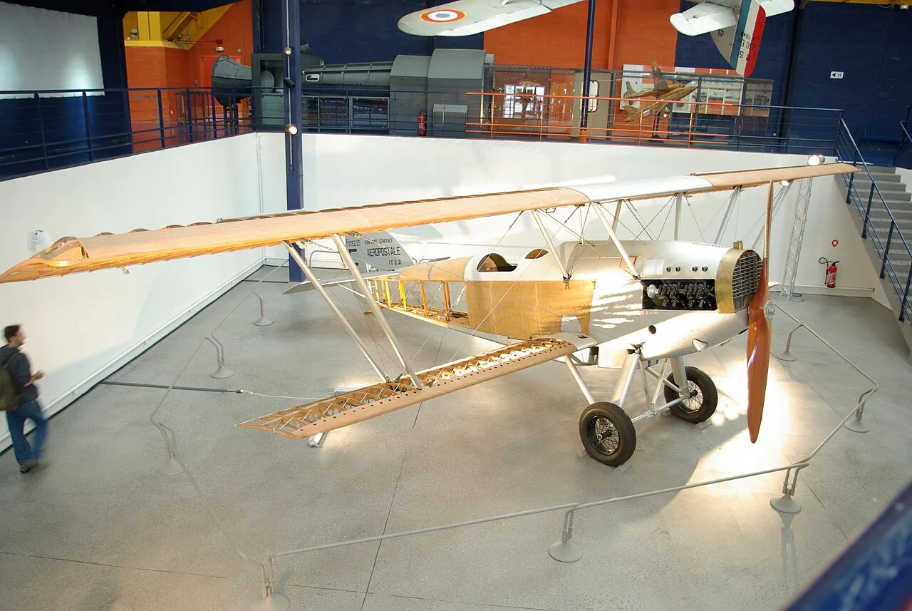 Cutaway of a Potez 25 TOE exhibited at the Air & Space Museum of Le Bourget, France.