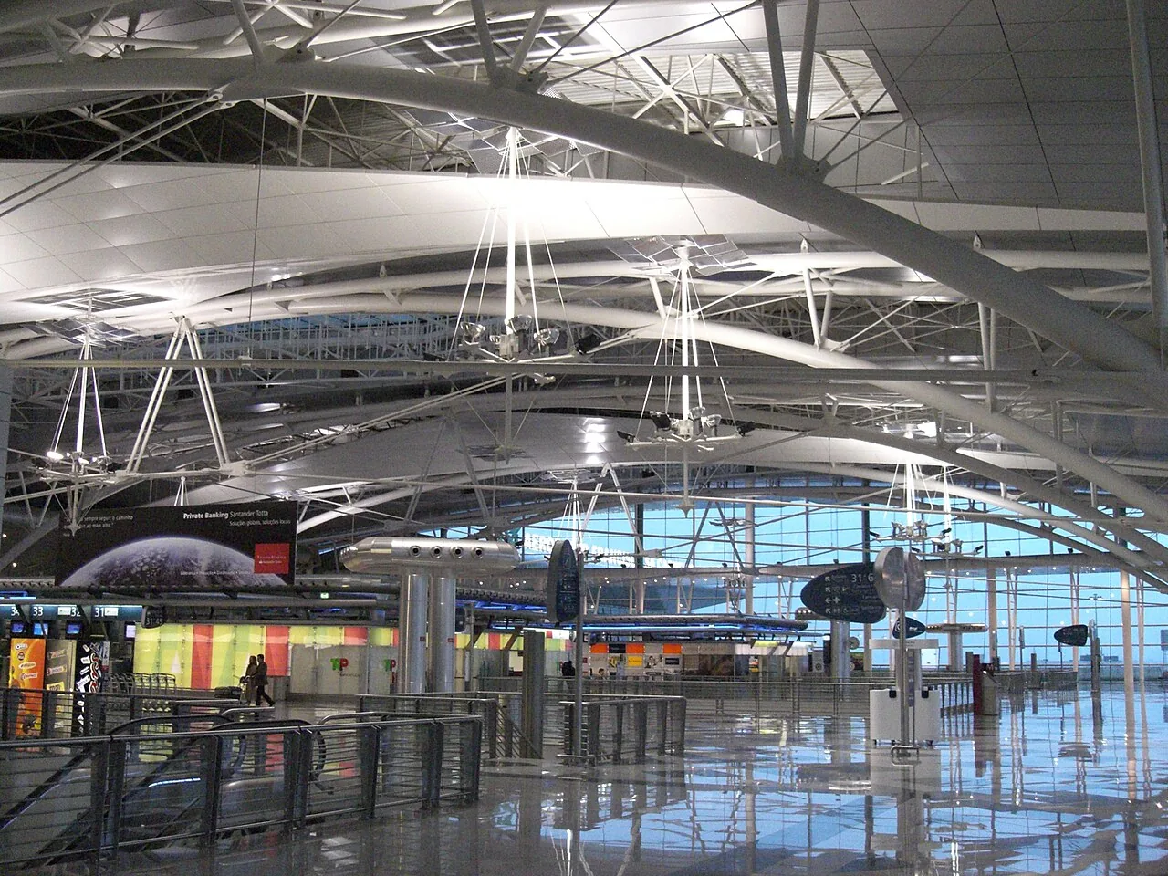Porto International Airport / Francisco de Sá Carneiro Airport, Portugal