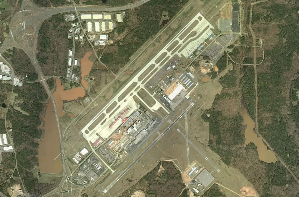 Satellite view of Raleigh–Durham International Airport via NASA World Wind 1.3.5