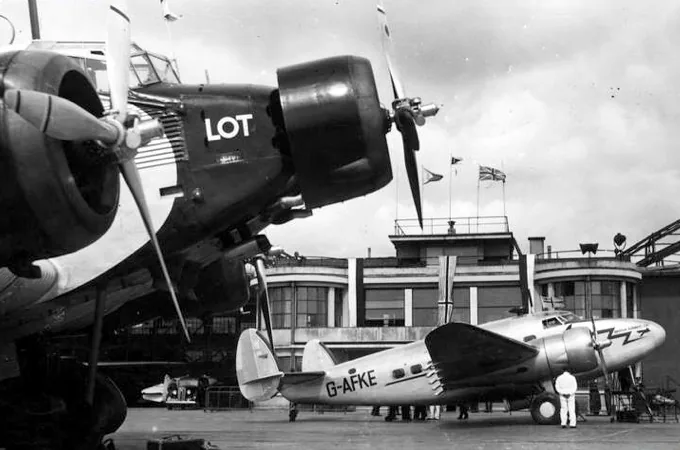 LOT and British Airways aircraft at Warsaw Okecie Airport, 1939